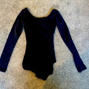 Long sleeve black Leo